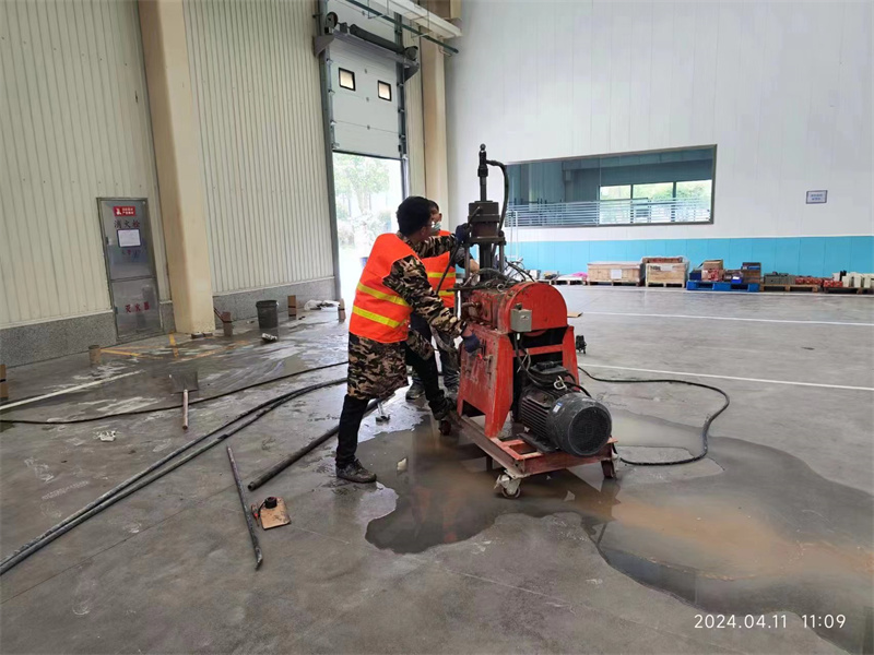 阿城厂房地面下沉塌陷注浆加固施工